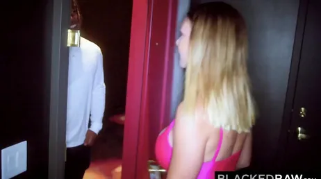 O que essa peituda gosta quando o negro está transando com ela!
