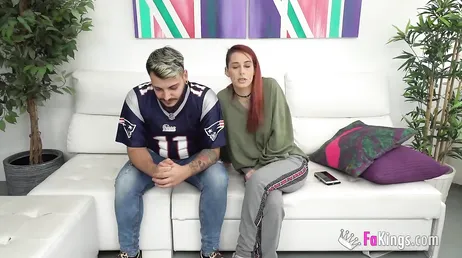 Otra pareja española que se presentan a un casting, que morbo..