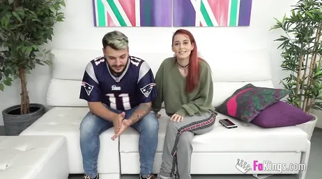 Otra pareja española que se presentan a un casting, que morbo..