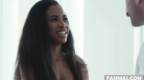 A massagem com essa negra termina em uma foda tremenda, boogh!