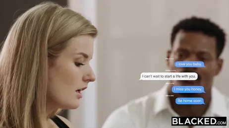 Pauvre blonde, ce black compte la détruire avec sa bite !