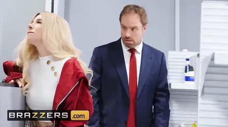 Pauvre Kenzie Reeves, comment cet étalon quitte son cul...