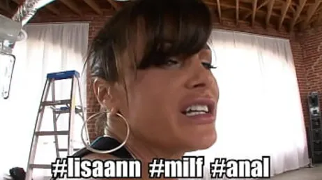 Brutal analjävla den där milf Lisa Ann tar, wow!