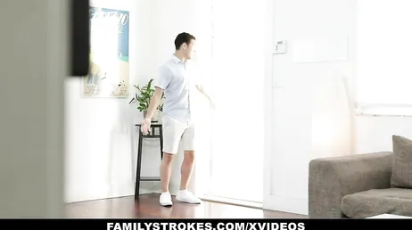 Dificilmente puniria um amigo da mãe, nossa, que merda!
