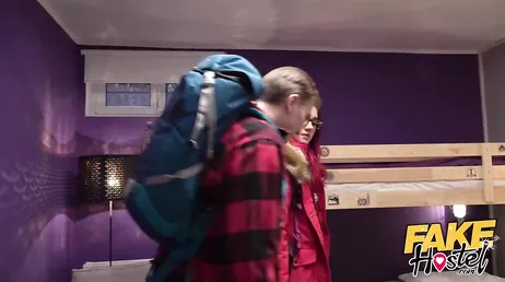 Kåt collegestudent har sex med en klasskamrat, oj!