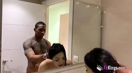 Penelope sucks a well-endowed black man's cock, brutal!