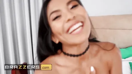 Jada Kai gillar verkligen Johnny Castles bra kuk