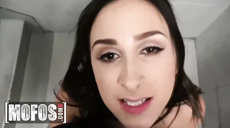 Ashley Adams e il suo fidanzato Tony Rubino, scopano tutto il giorno!