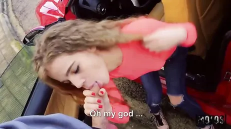 Sexo na rua com uma espanhola de vinte e poucos anos, que crueldade...