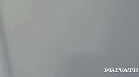 Quel plaisir ça doit être que Blondie Fesser te chevauche comme ça...