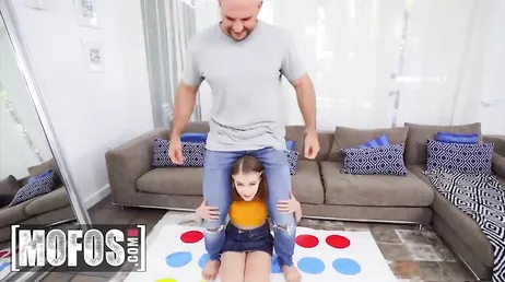 Si Dakota Burns, esta polla es tan grande como tu cabeza..