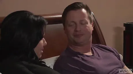 En bra fittätning för busty milf Veronica Avluv