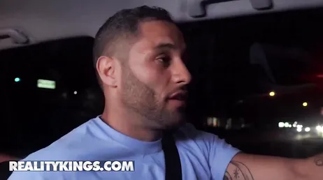 I'm so horny, I want you to fuck me in the car..