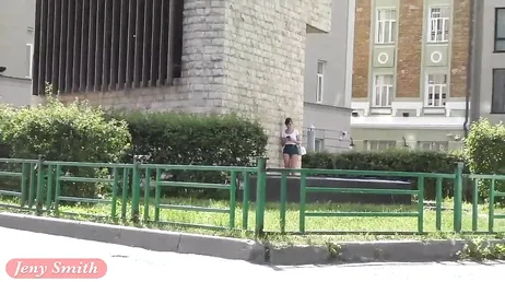 Como le gusta a esta señorita pasear sin bragas, vamooos!