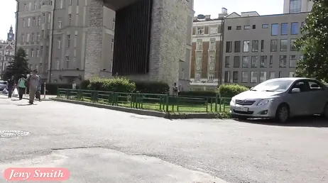 Como le gusta a esta señorita pasear sin bragas, vamooos!