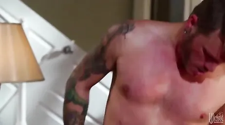 Stormy Daniels adora essere scopata molto forte, brutale!