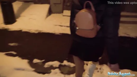 Capri Lmonde, un autre qui aime baiser pour de l'argent dans la rue