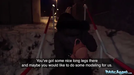 Capri Lmonde, un autre qui aime baiser pour de l'argent dans la rue
