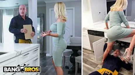 Aprovecha que el marido no está para seducir al fontanero..