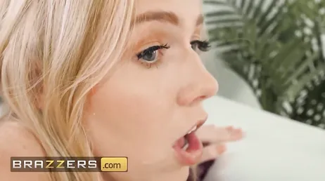 Buceta deliciosa comendo entre Jane Wilde e Rebel Ryder