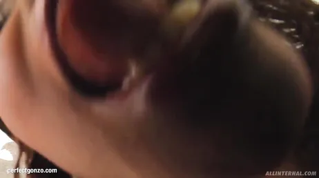 Dois bons paus perfurando os buracos dessa negra..