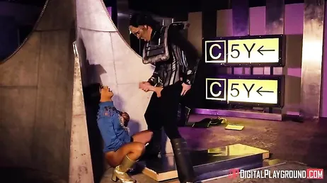Kiki Minaj e la sua bella scopata che colpisce sempre, uuf!
