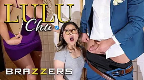 Xander Corvus doit être à la hauteur de ces deux belles filles.