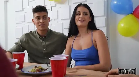 Jordi fodendo com duas boas safadas, uma ótima foda!