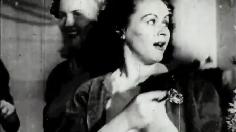Jul hemma med min mamma, porr från 100 år sedan...!!
