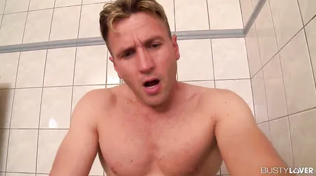 Swallowing cock and having a good fuck in the bathroom..