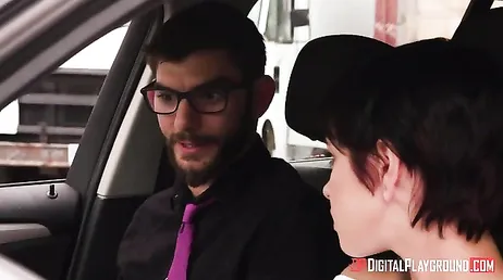Er hat Sex mit dem Fahrschullehrer.