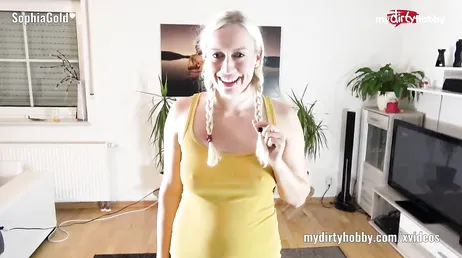 Ma copine m'offre son cul... Elle veut que je sache toute la clé !