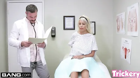Doktor Charles Dera fickt einen tollen blonden Patienten.