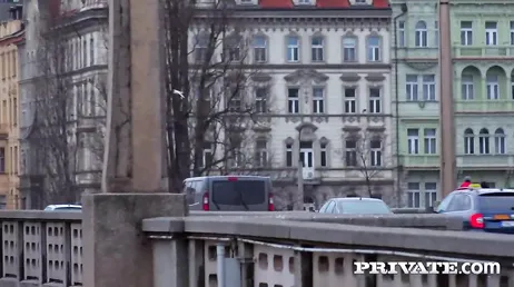 Ils avaient tellement envie de baiser qu'ils ont commencé par la même entrée !