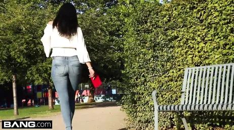 Wat vindt Coco De Mal het leuk als het heel hard gedaan wordt