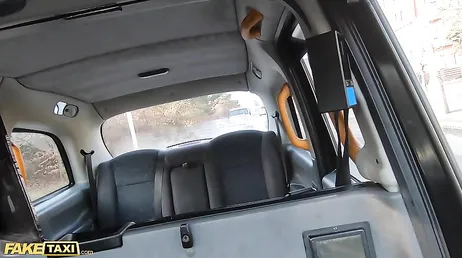 The woman who gets into my taxi makes me stop to fuck her hard