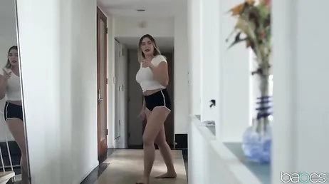 Comment Blair Williams le suce, une putain d'actrice porno XXX !!