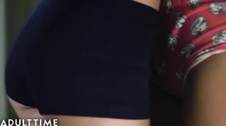 Khloe Kapri and Gia Derza prove they're both sluts