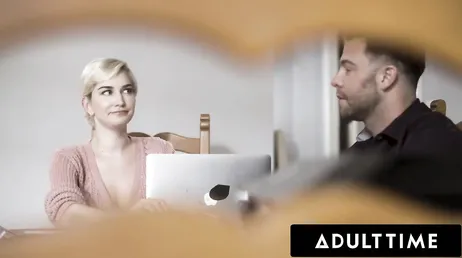 Mein Neffe steckt seine gesamte Zunge in meine Vagina, was für ein verdammtes Vergnügen zu ficken