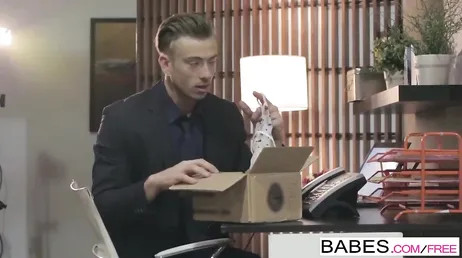 Mom gets involved with her young partner, fuck, she fucks him in his office