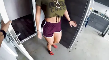 Accidenti, che modo di dare del filo da torcere a quel ragazzo...!!