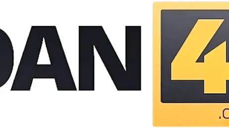 Det är hans första intervju och sanningen är att den är väldigt kort...