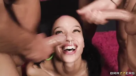 Quelle petite orgie tu as eu, cher Alexis Tae.