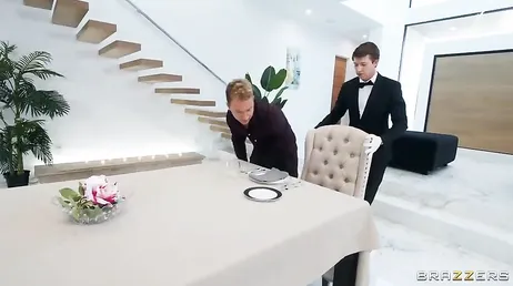 Meine Freundin hat im Restaurant gespritzt, ich glaube es nicht..!!