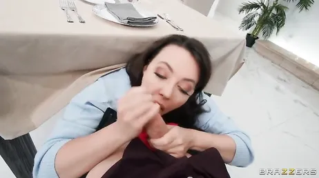 Meine Freundin hat im Restaurant gespritzt, ich glaube es nicht..!!