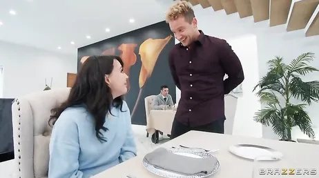 Meine Freundin hat im Restaurant gespritzt, ich glaube es nicht..!!