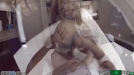 Excellente scène de sexe POV gratuite avec le légendaire Yurizan Beltran