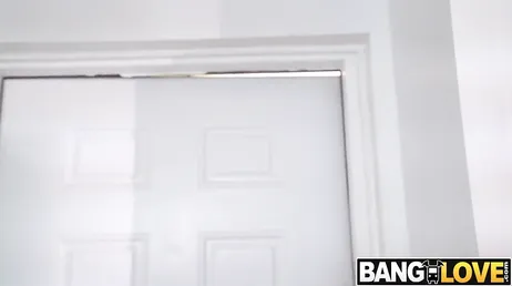 Mon Dieu !! Cela ne peut pas être vrai, vous ne pouvez pas avoir une telle ampleur… !!