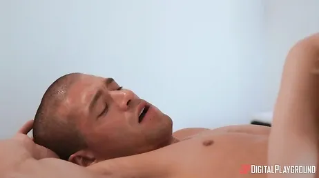 Vilket halmstrå han gör själv, han vet inte att jag tittar på honom