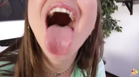 Nothing better than a POV to see Riley Reid's hot body fucking